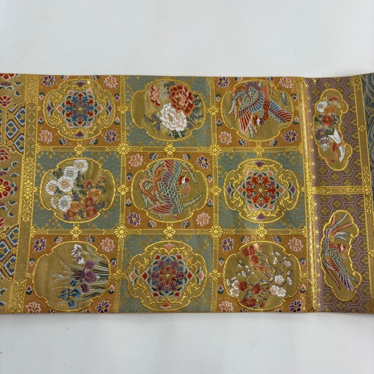 袋帯 美品 秀品 格天井 鳳凰 金糸 箔 金色 お太鼓柄 正絹 【中古