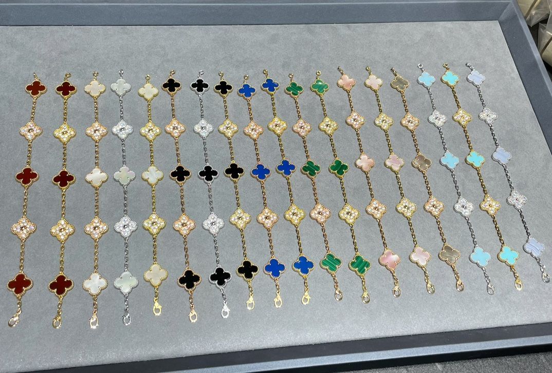 Van Cleef & Arpels] ヴァンクリーフ＆アーペル Vca 四つ葉の