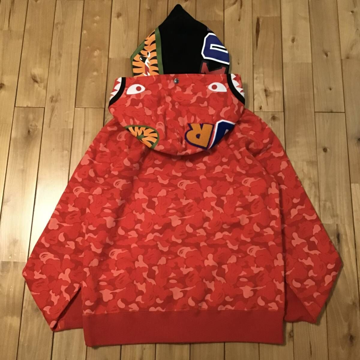 APE BAPE KAWS DOUBLE シャークパーカーSHARK XL