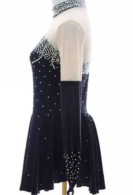 ハイネック ストーン