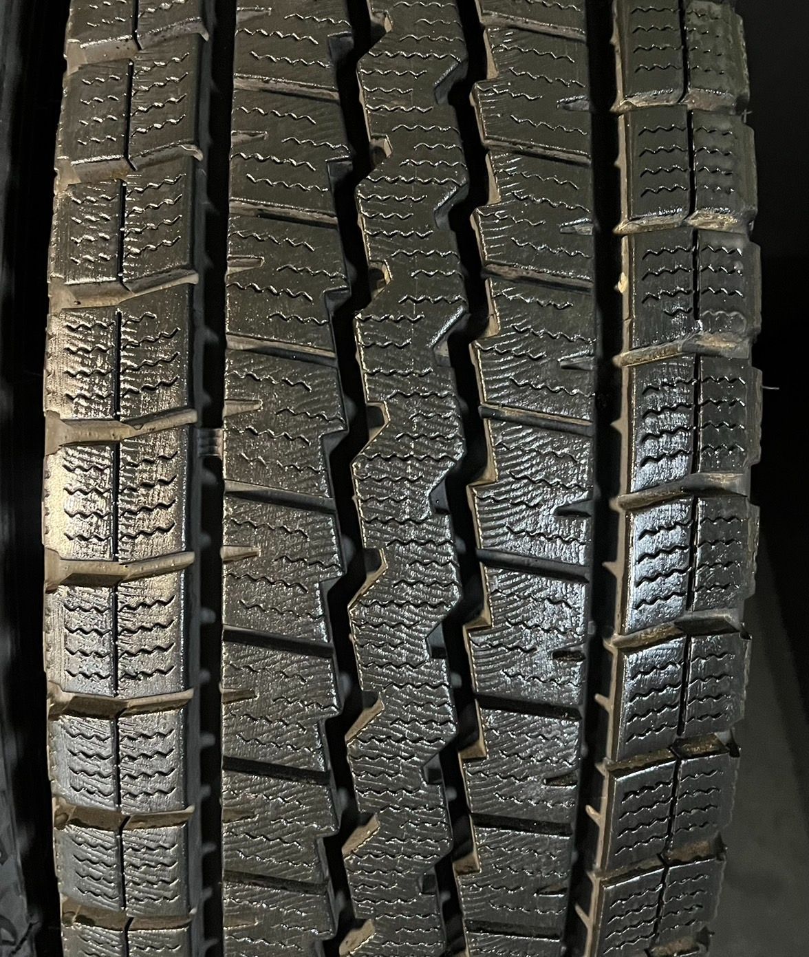 SV01 スタッドレス