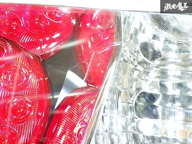 点灯OK!! トヨタ 純正 ZN6 86 ハチロク 前期 LED テールライト レンズ