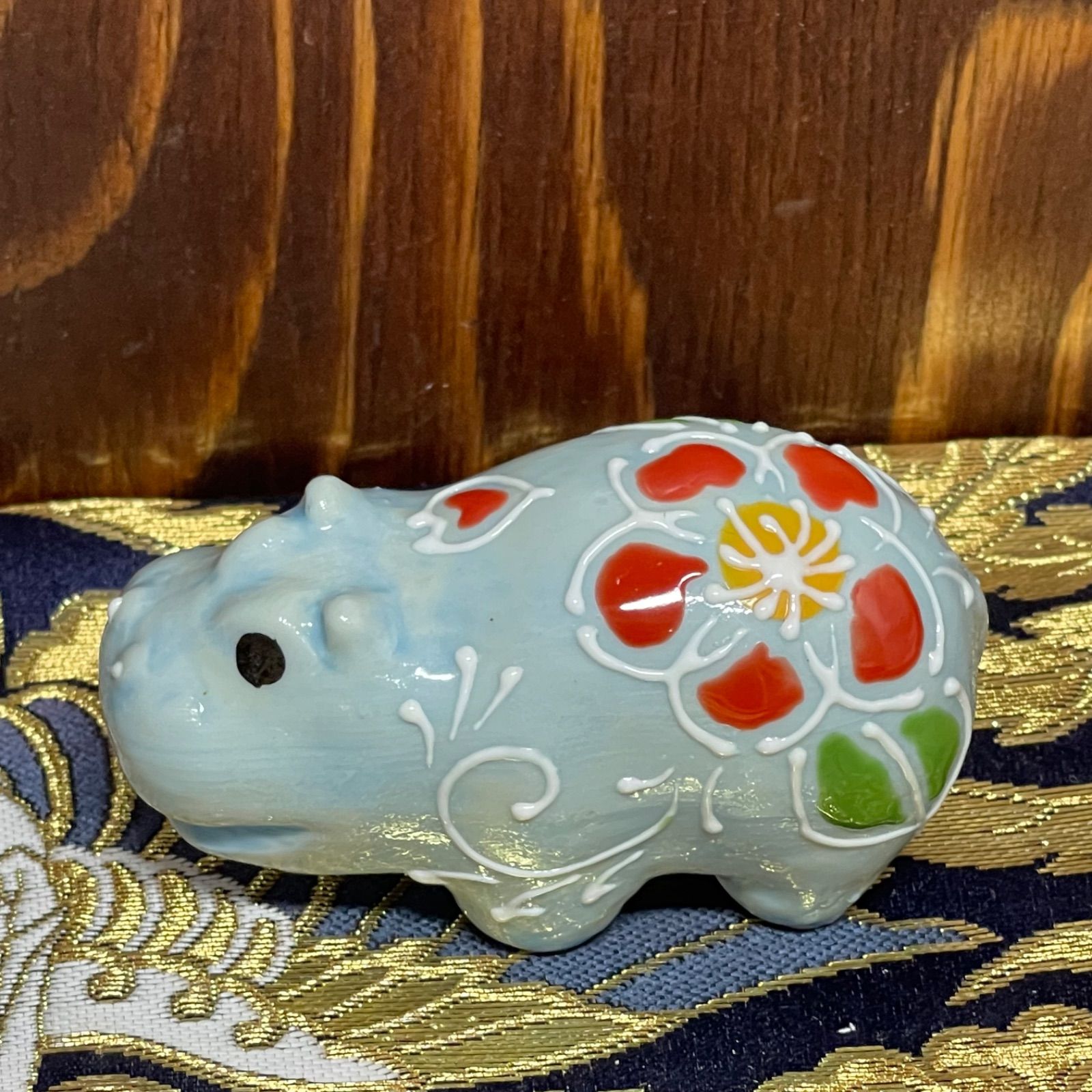 九谷焼 縁起物 】幸運のカバの置物 赤色 健康長寿／願いが叶う