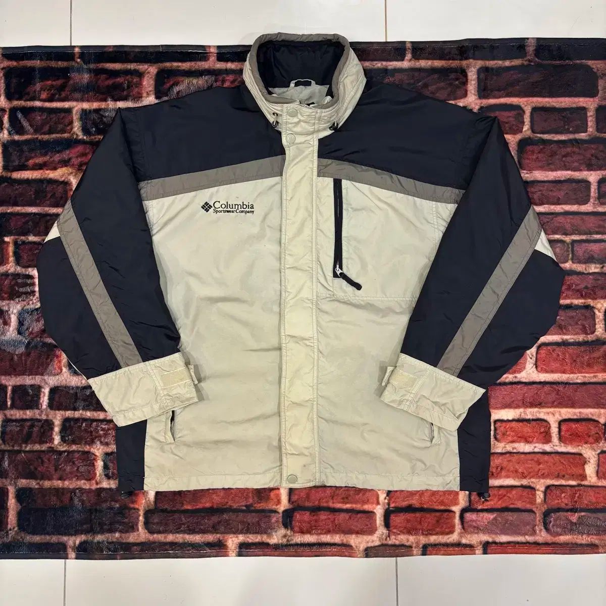 Columbia コロンビア マウンテン アウター XL nj123 ウィンドブレーカー ジャケット