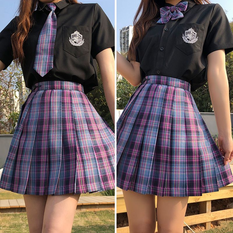 セーラー服 半袖 ブラウス プツスカート 丈長め 膝丈 女子高校生 セーラー服 半袖 ブラウス プツスカート 丈長め 膝丈 女子高校生