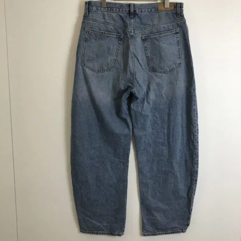 ZARA(ザラ) バルーンフィット ワイドデニムパンツ 34 インチ