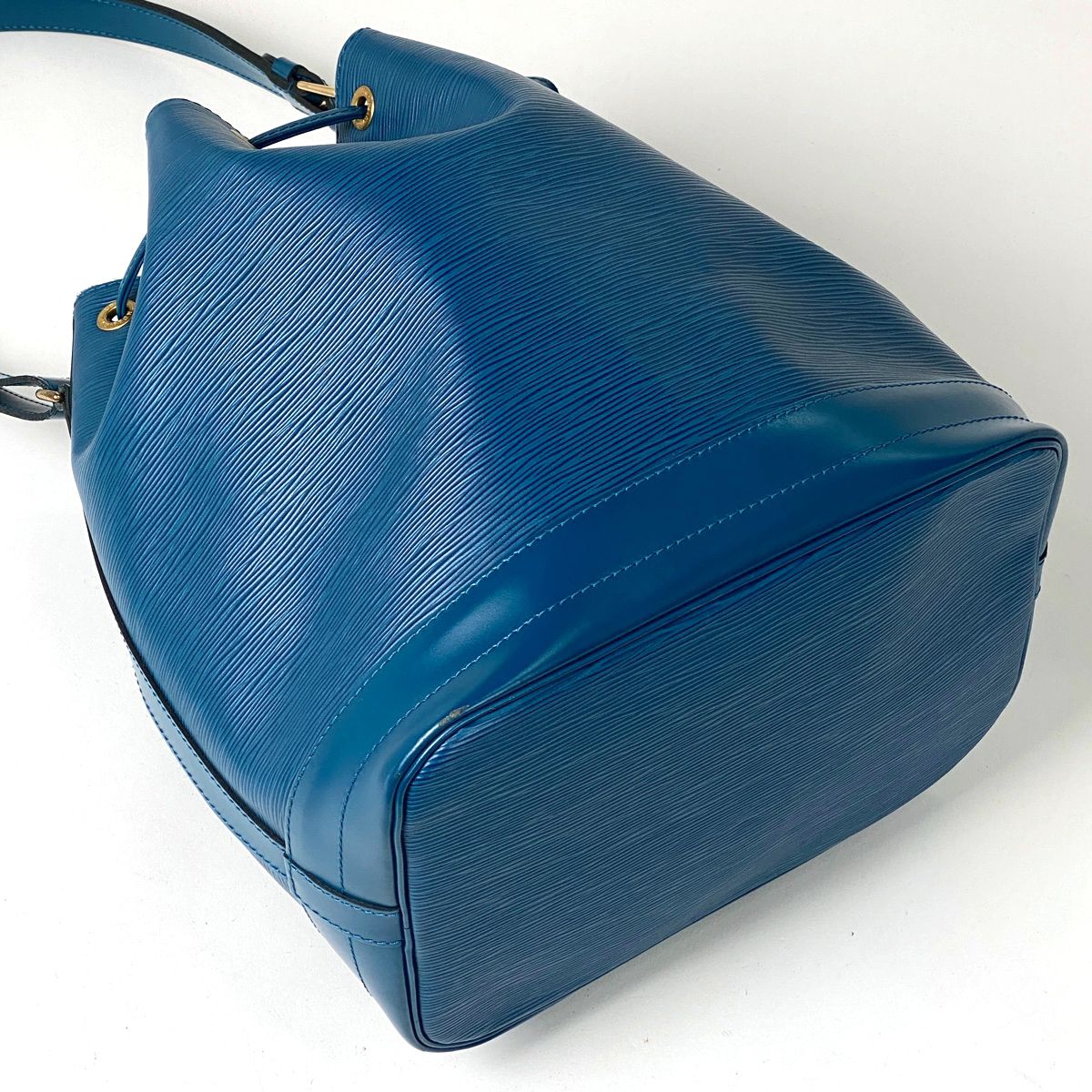 ルイ・ヴィトン Louis Vuitton ノエ 巾着型 ショルダーバッグ