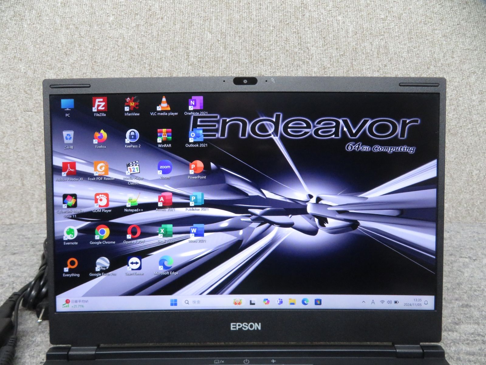 超速11th i7・16GBメモリ】◇EPSON Endeavor NA521E/ 13.3型