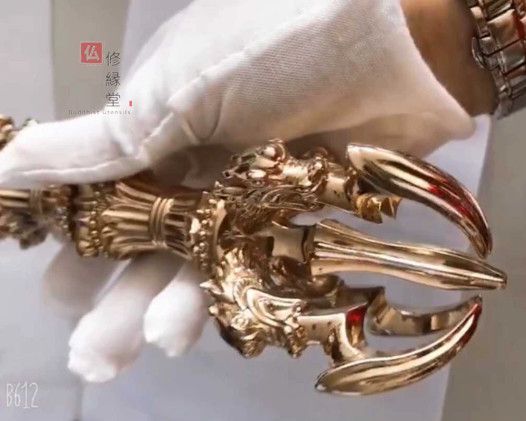 修縁堂】密教法器 四大明王 三鈷金鋼杵 仏教法具 真鍮製 vajra