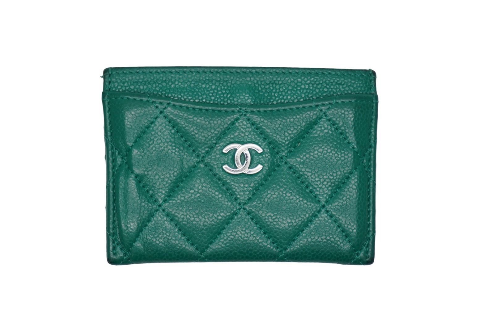 【極美品】シャネル キャビアスキン マトラッセ ココマーク ・カードケース CHANEL シャネル マトラッセ カードケース 名刺入れ ココマーク