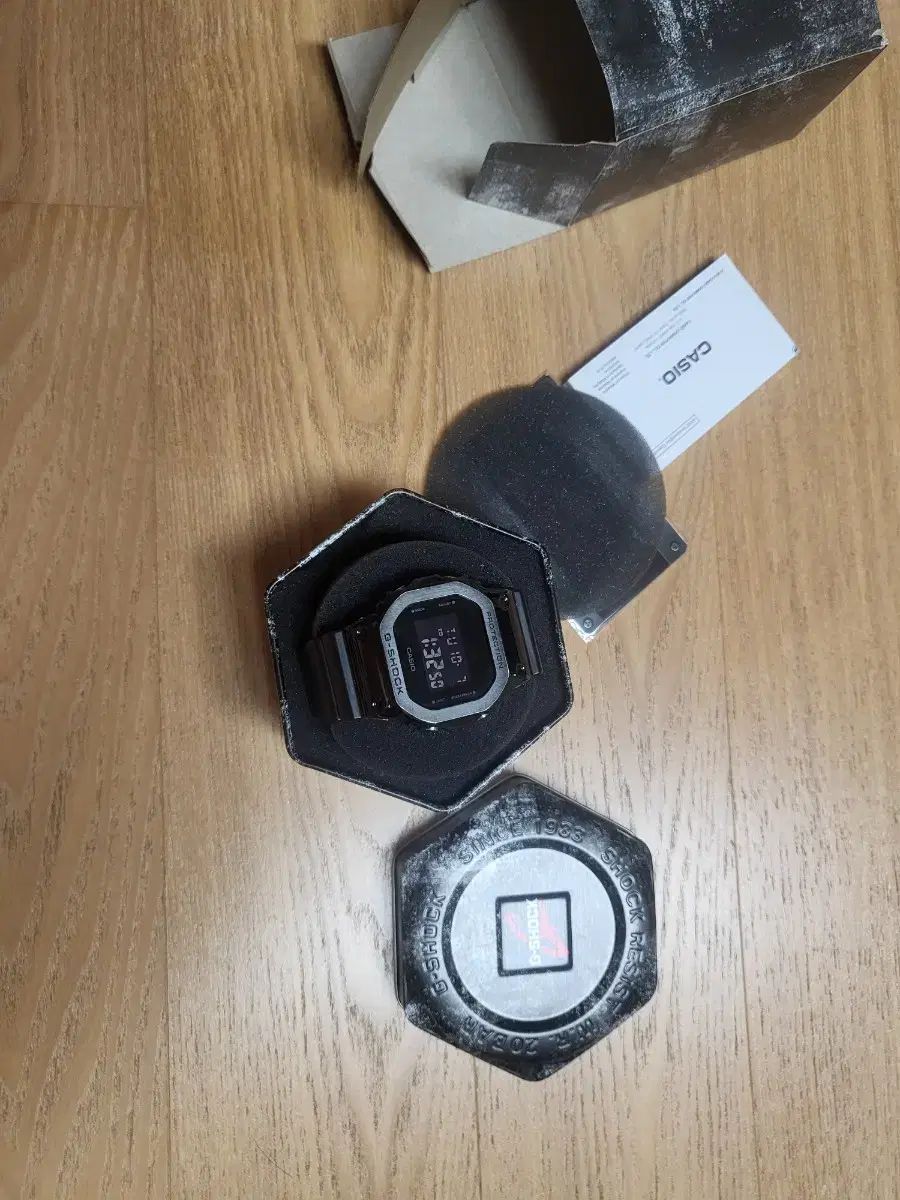 G-SHOCK ジーショック 5600B ー 1DR メタルベゼル チュ ウジェ 時計