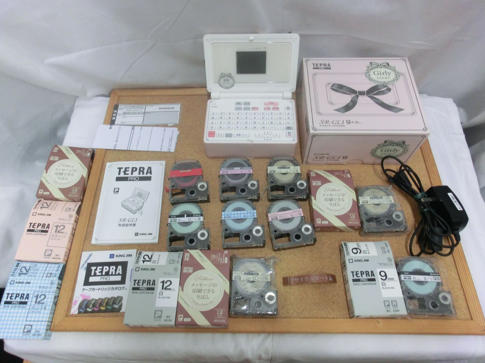 品 簡易動作 済み KING JIM ラベルライターGirly テプラ PRO SR-GL 本体 充電器 テプラテープ 多数 セット まとめ