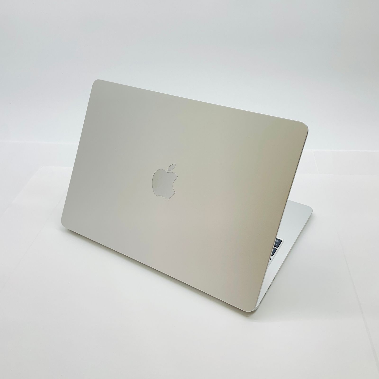 MacBook Air M2 13