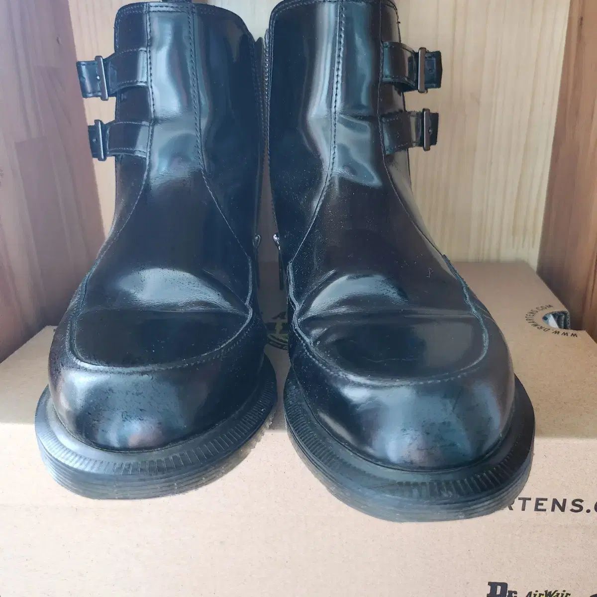 Dr.Martens(ドクターマーチン) / フローラ チェルシーブーツ