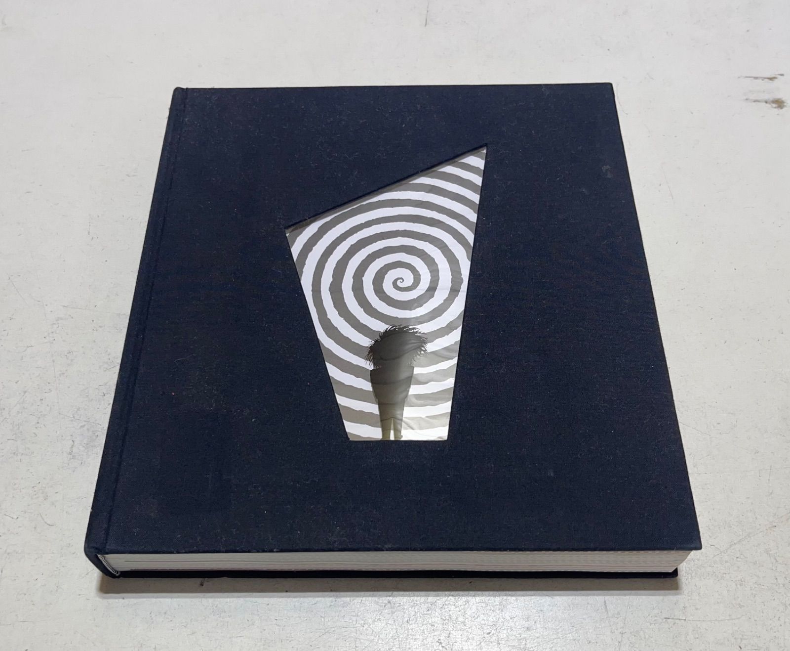 ティム・バートンの世界 画集 - メルカリ