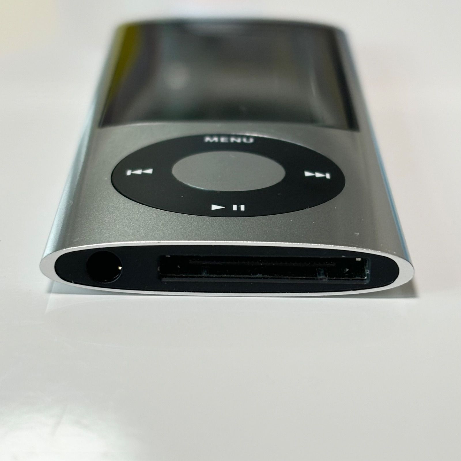 iPod nano 第7世代 シルバー 16GB iPod nano 第7世代 16GB シルバー Apple 3076, image size:1600x1600