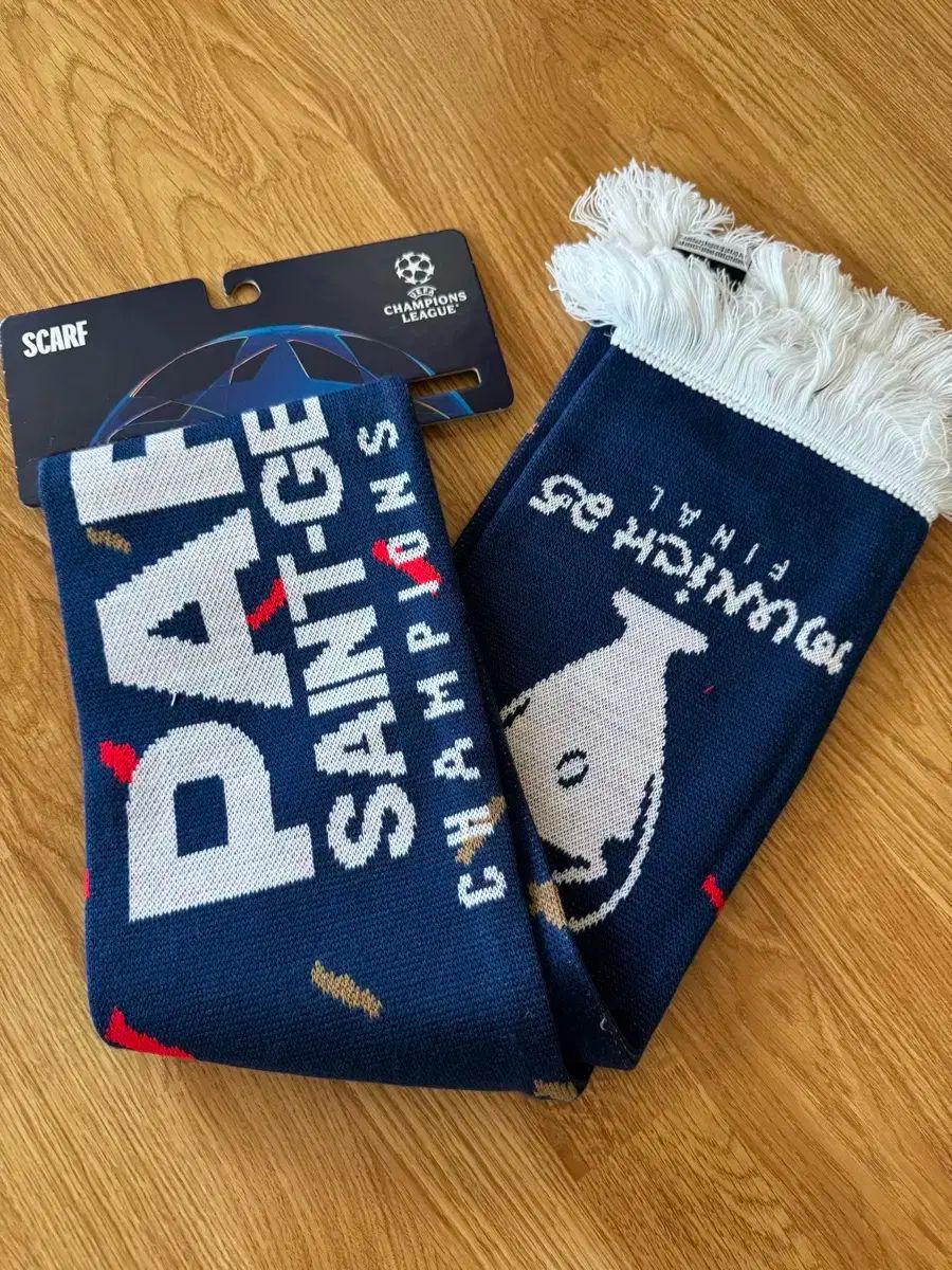 パリサンジェルマン PSG チャンピオンズリーグ 優勝記念 マフラー スカーフ パリサンジェルマン PSG チャンピオンズリーグ 優勝記念