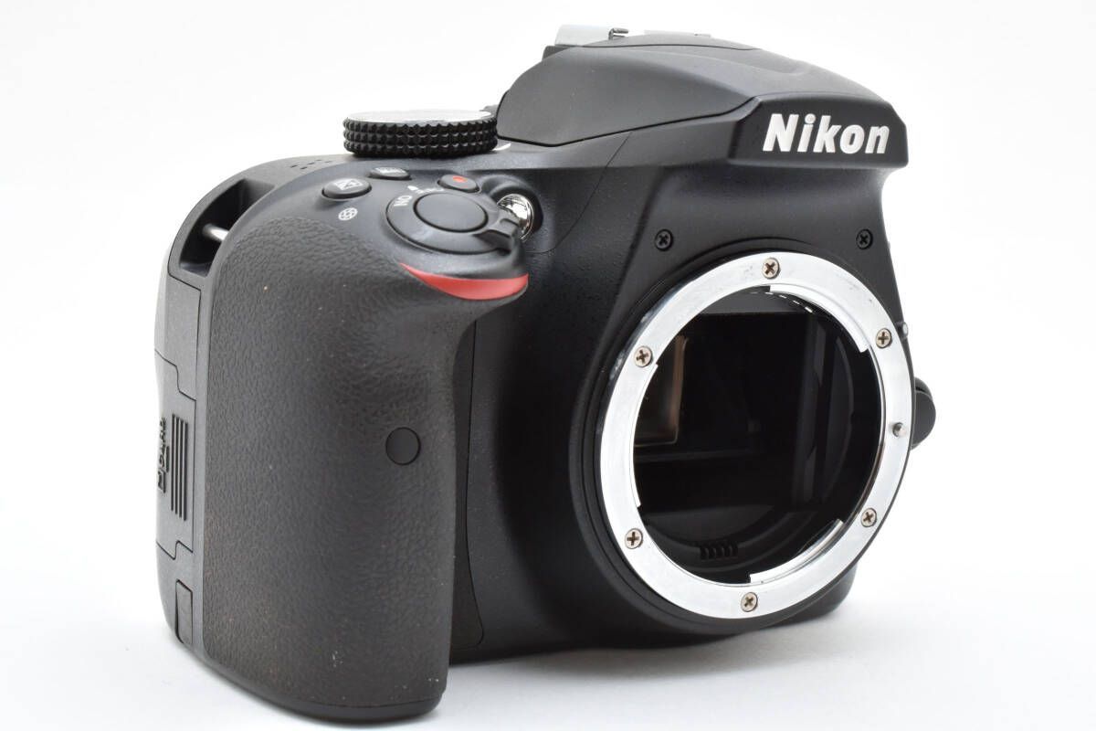 『Nikon D700』 非常に良い状態 キズや汚れは無し 動作確認済み Nikon D700』 非常に良い状態 キズや汚れは無し 動作確認済み