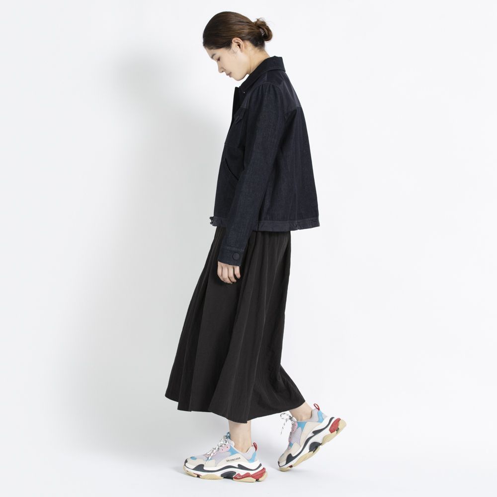 MONCLER◆Gジャン/1/デニム/IDG/無地// BLUEGRASS 40004 50 549XB MONCLER（Gジャン&frasl;デニムジャケット）のフリマアイテム一覧