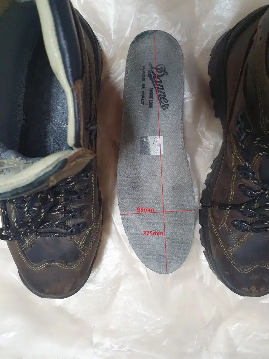 イタリア製ハイキングブーツ 275mm