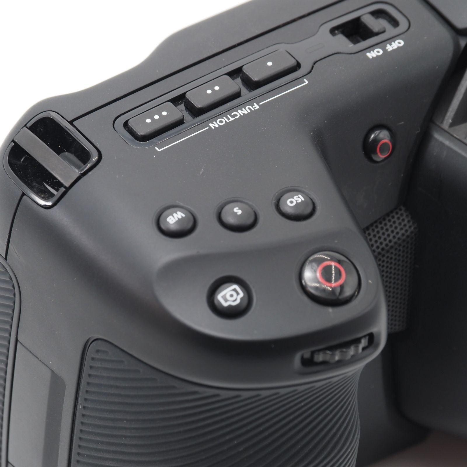 101372☆ほぼ新☆Blackmagic Design シネマカメラ Pocket Cinema