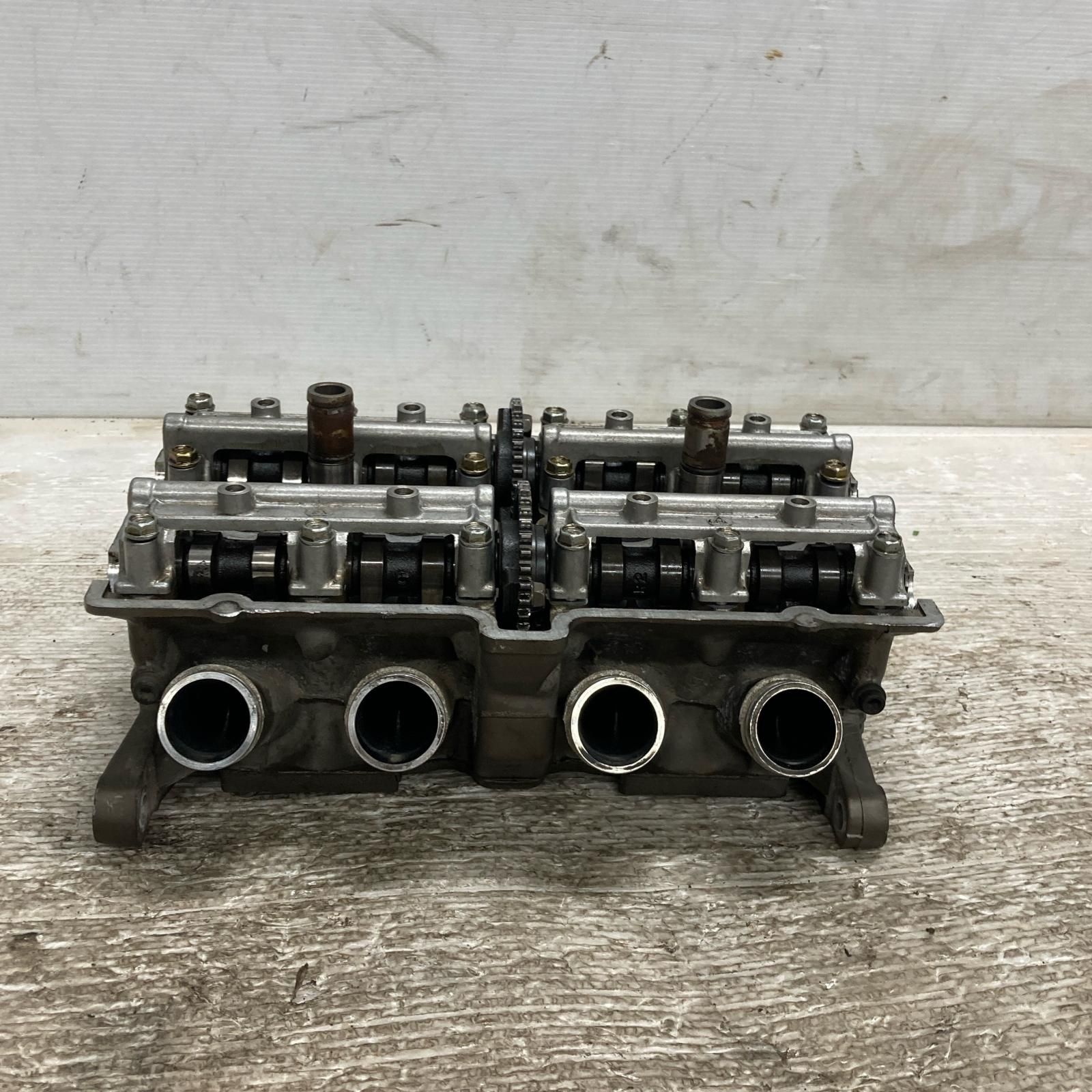 GJ74A シリンダーヘッド