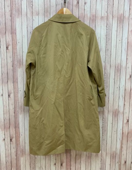 バーバリーズ　ステンカラーコート　ノバチェック　比翼仕立て　Ｓ　ベージュ 楽天市場】【中古】〇即納〇【BURBERRY(バーバリー)】ステン