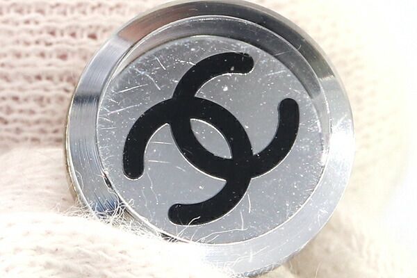 シャネル ピアス ココマーク ラウンド A20768 - メルカリ