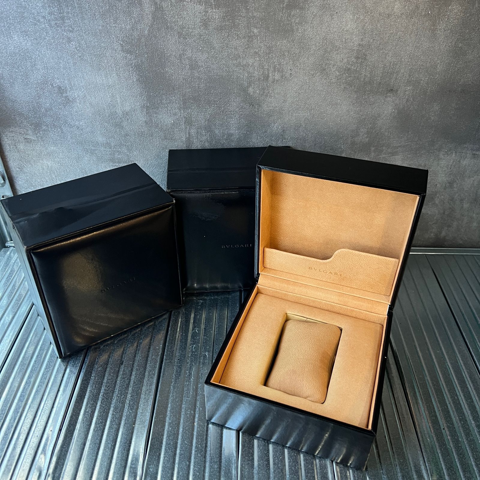[3244] 　＊ブルガリ＊　腕時計用　空箱　BOX　ケース　正規品 ブルガリ BVLGARI 時計 箱 BOX 空箱 3個セット - メルカリ