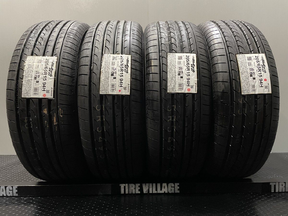新品 YOKOHAMA BluEarth RV-02 205/65R15 15インチ 夏タイヤ 4本 2020年製 ステップワゴン ストリーム等　(VTP748)クレジットカード QRコード決済可能 新品 YOKOHAMA BluEarth RV-02 205/65R15 15インチ 夏タイヤ 4本 2020
