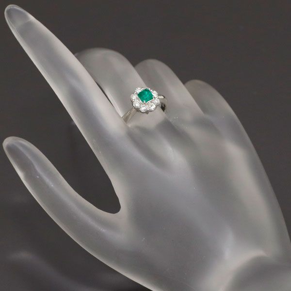 エメラルド 0.55ct / ダイヤモンド 計0.30ct Pt900 リング