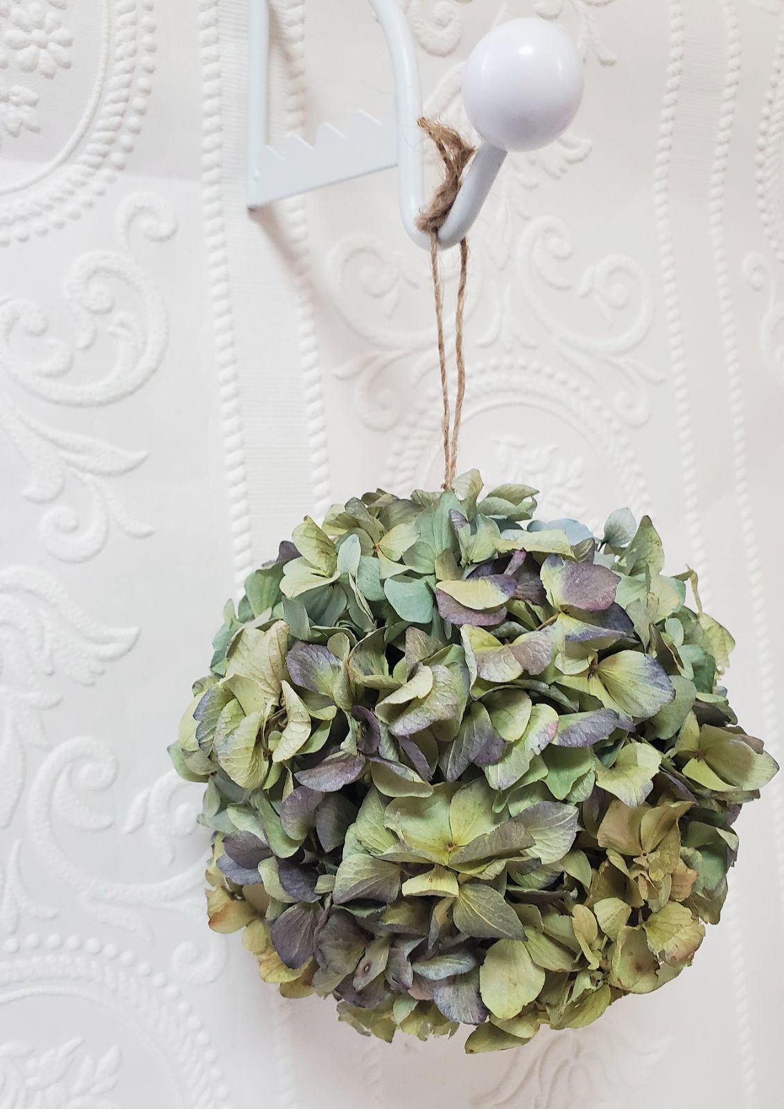 秋色紫陽花とルナリアのフライングボール☆フラワーボール☆紫陽花アレンジ