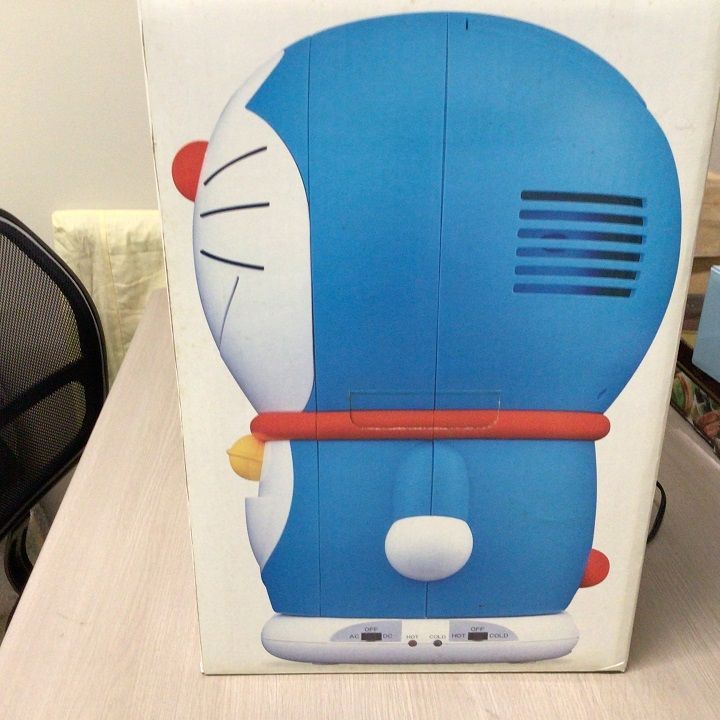 ドラえもん冷温庫 アートオリジナル非売品 非売品 アートオリジナル