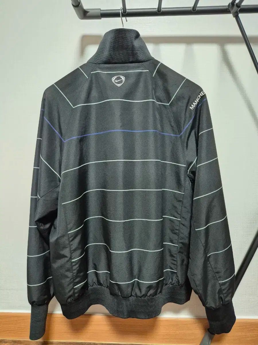 NIKE(ナイキ) マンU マンチェスター ユナイテッド ウィンドブレーカー