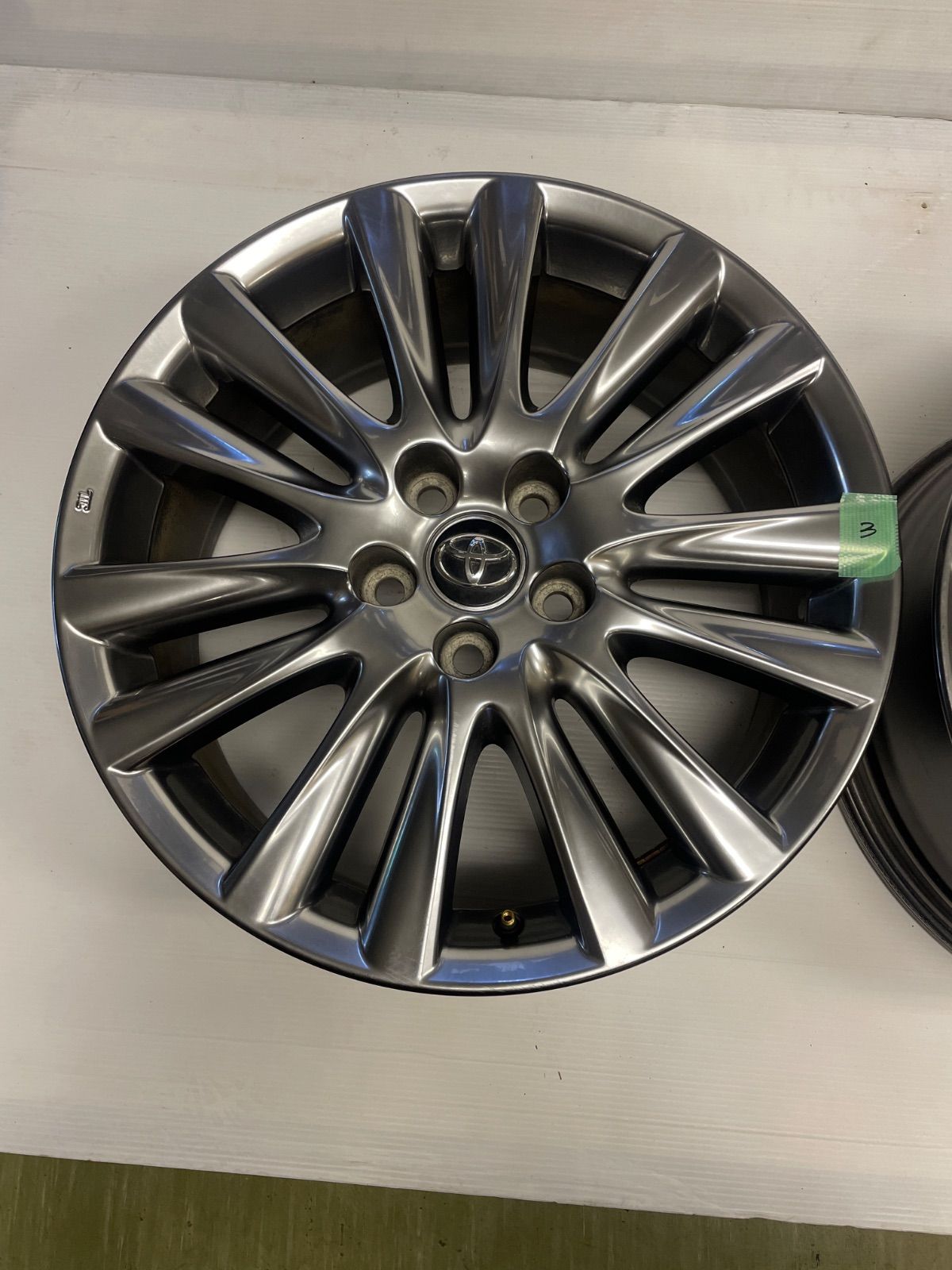 美品 ハリアー純正 18in7.5J+45 5穴PCD114.3 BS 235/55R18 9.9分 '18 中古アルミホイール 4本セット 18×7.5J +45 5穴 PCD114.3