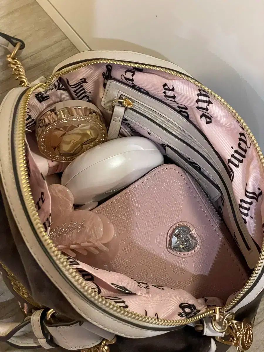 JUICY COUTURE ジューシークチュール ハンドバッグ babymetalclub ベビーメタルクラブ Baby Bear ベイビーベア ヴィンテージ ラテガロア WWW_DECORATOM_COM_BR