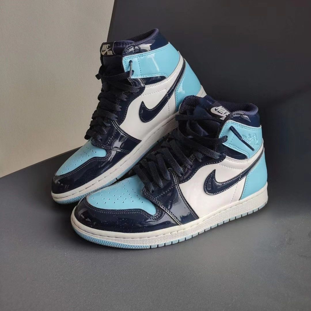 Nike ナイキ ウィメンズ エアジョーダン1 ハイ UNC パテント レザー  