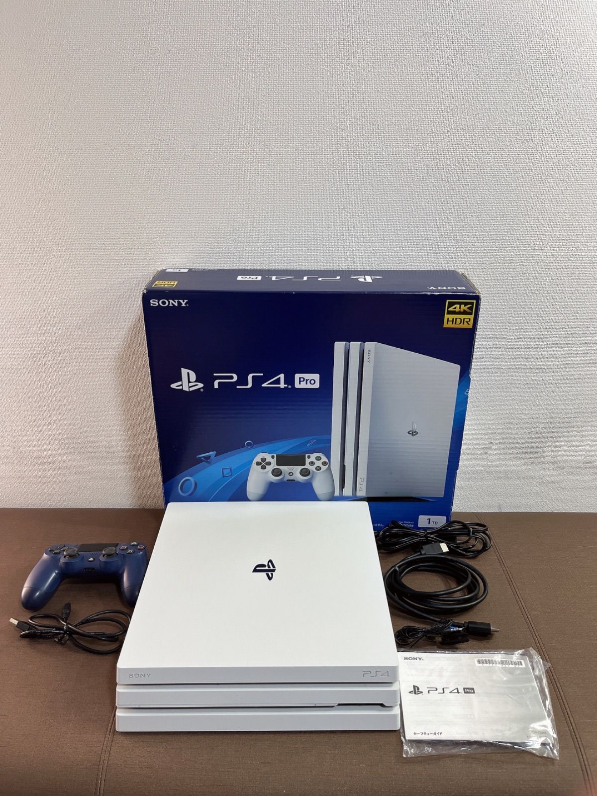 良品 SONY PS4 Pro プレイステーション4 プロ CUH-7200