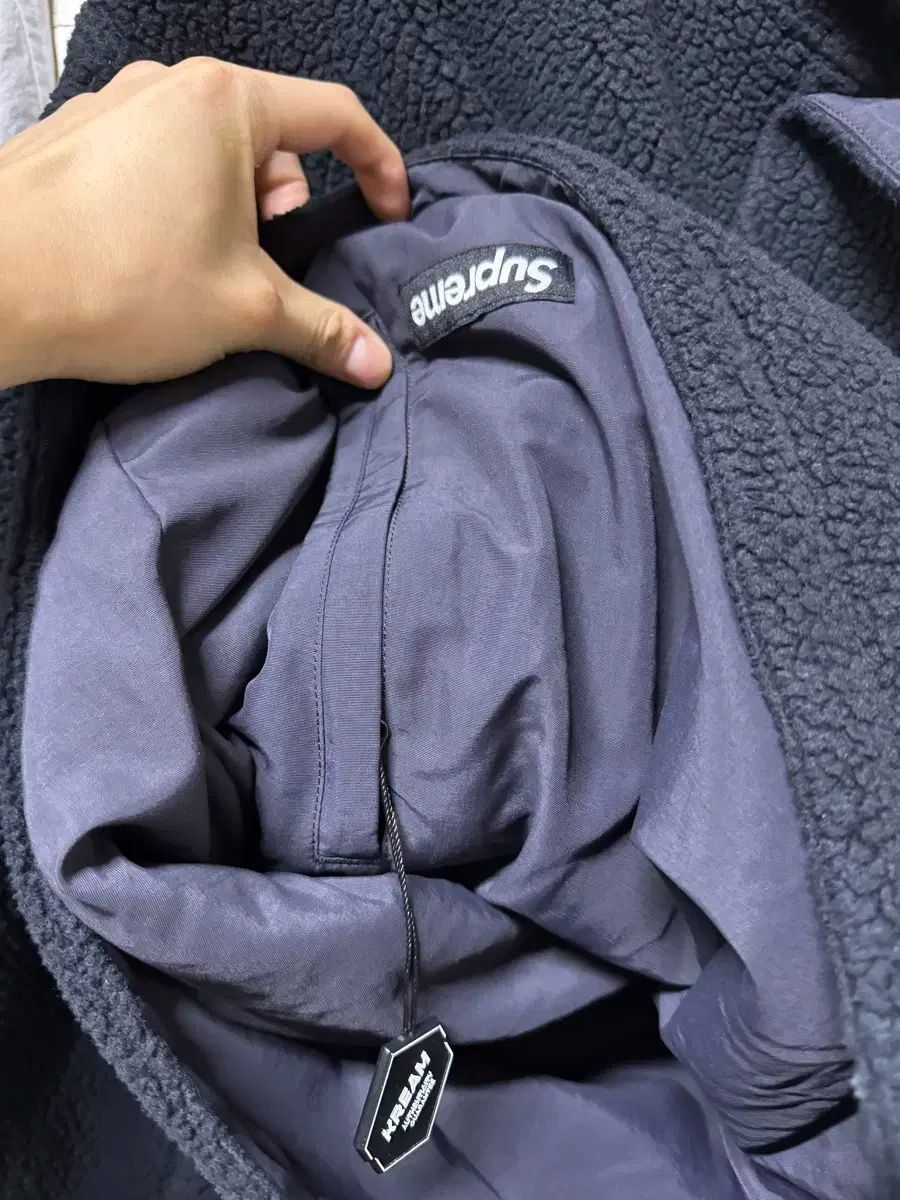 Supreme シュプリーム　リバーシブル　プルオーバー　ポーラテック Polartec® Shearling Reversible Pullover | Supreme 24fw