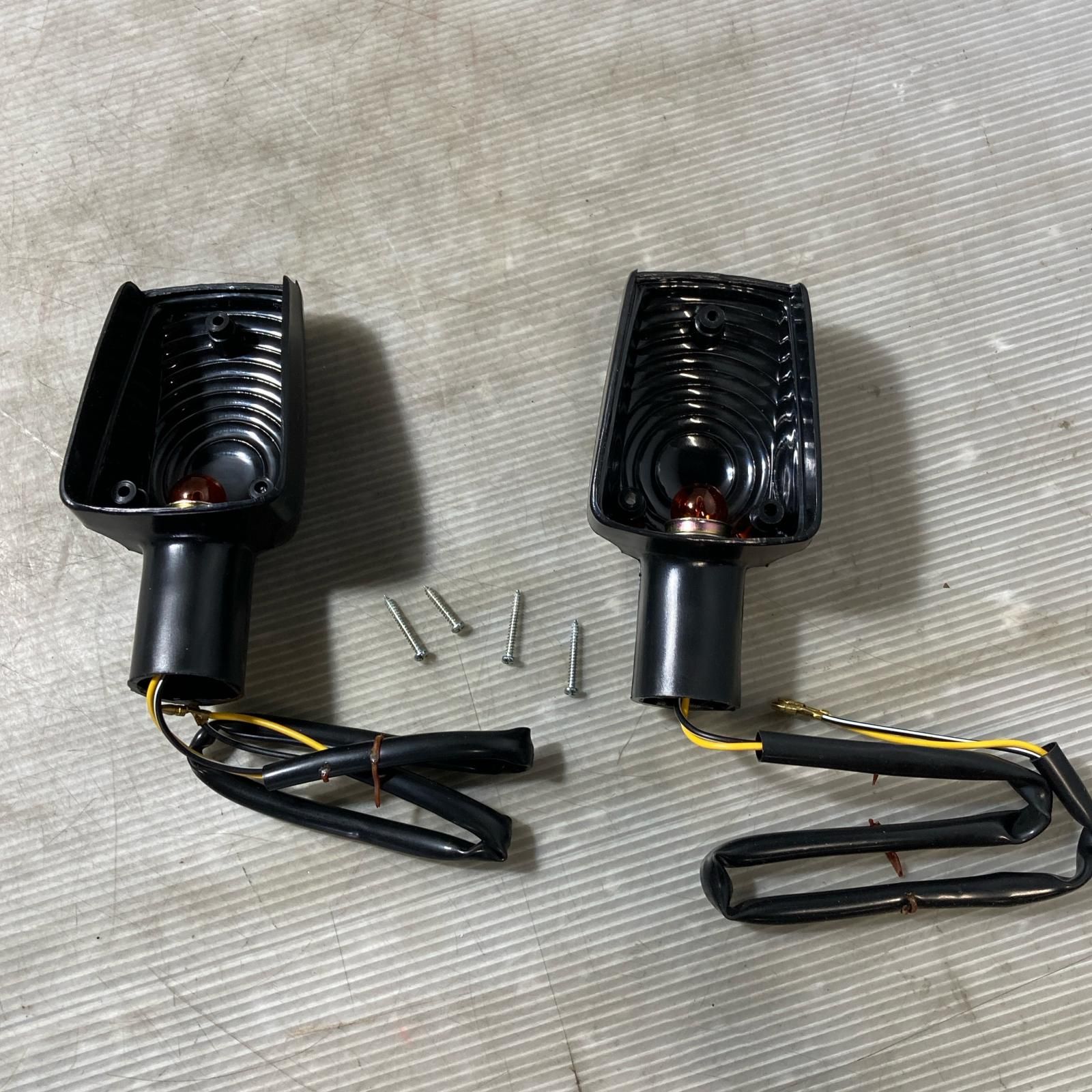 CBX550F フロントウインカー CBX400F CBX550F ウィンカー ウィンカーガード ガーニッシュ 黒 2個set