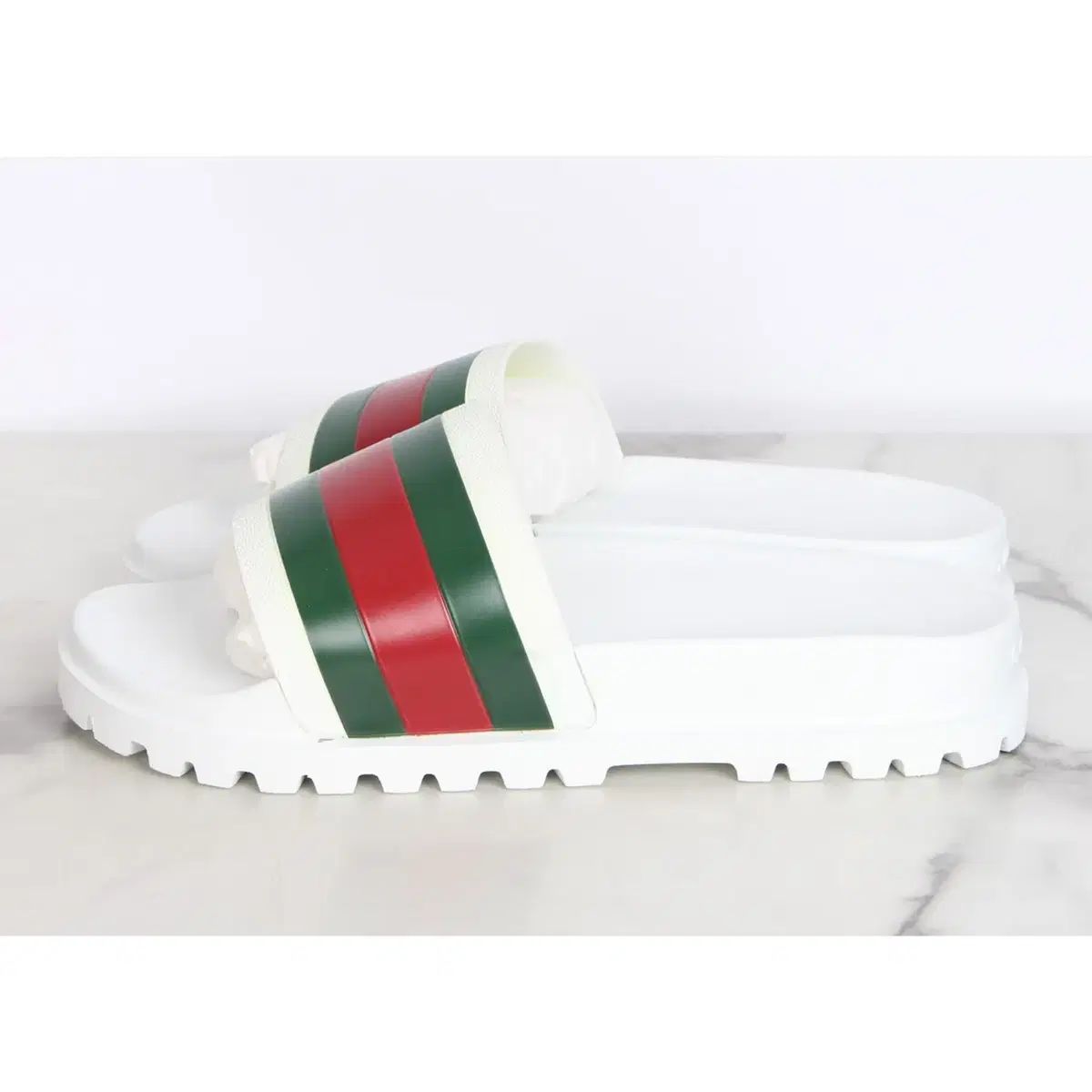 グッチ ウェブ ディテール スライド サンダル 7(260) - メルカリ