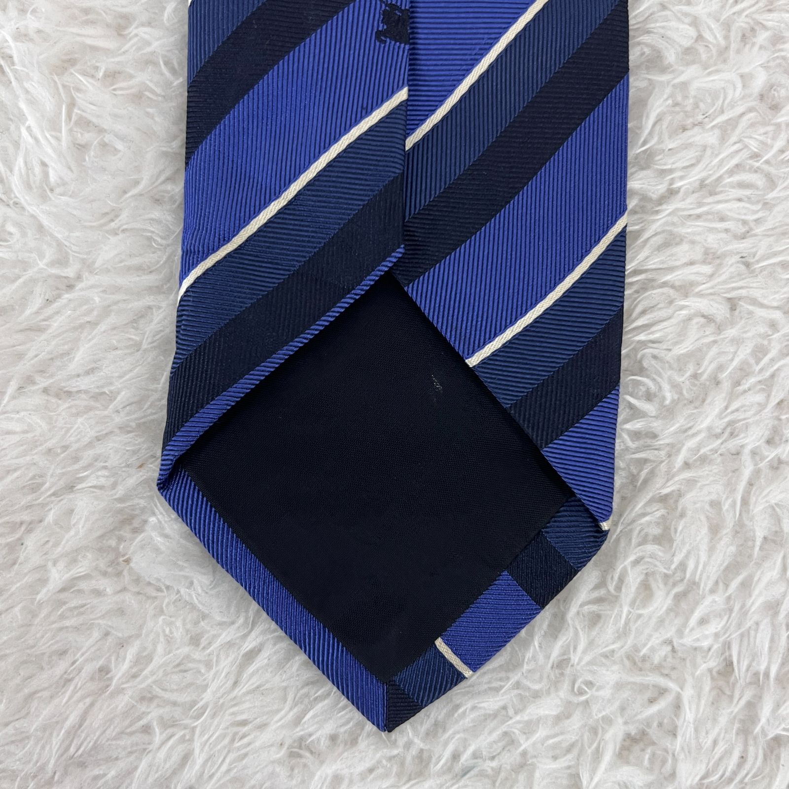 美品！ バーバリー ネクタイ シルク 美品》BURBERRY BLACK LABEL (バーバリーブラックレーベル