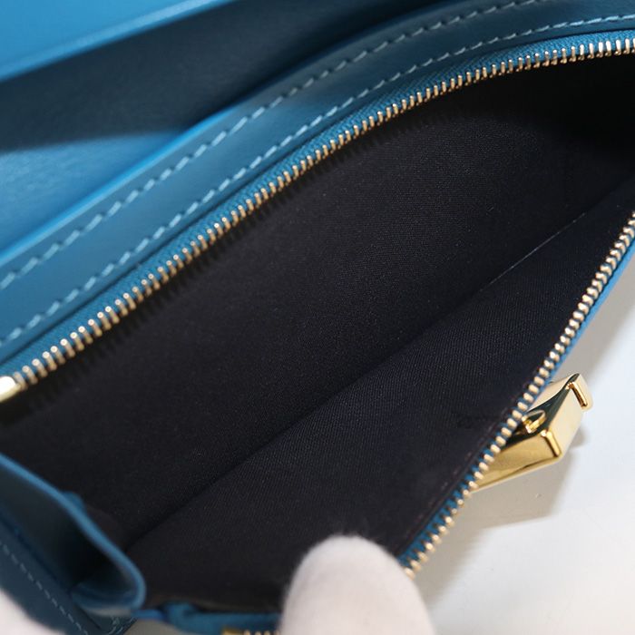 FENDI フェンディ コンチネンタルウォレット FFダイヤモンド