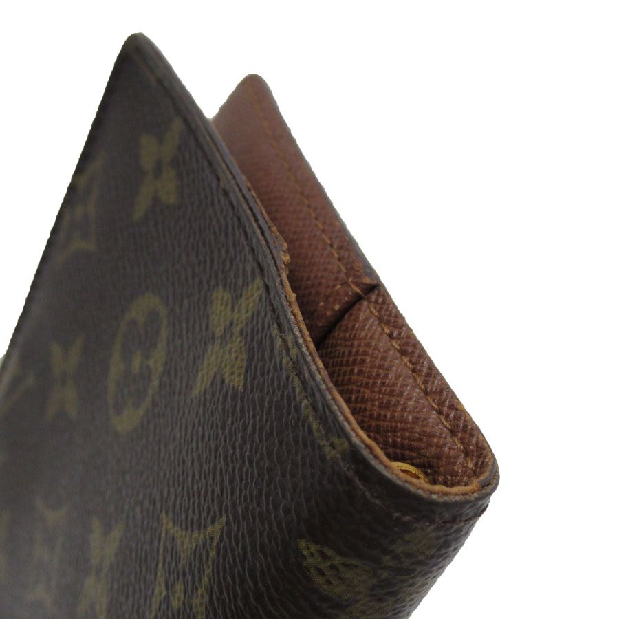 VUITTON
