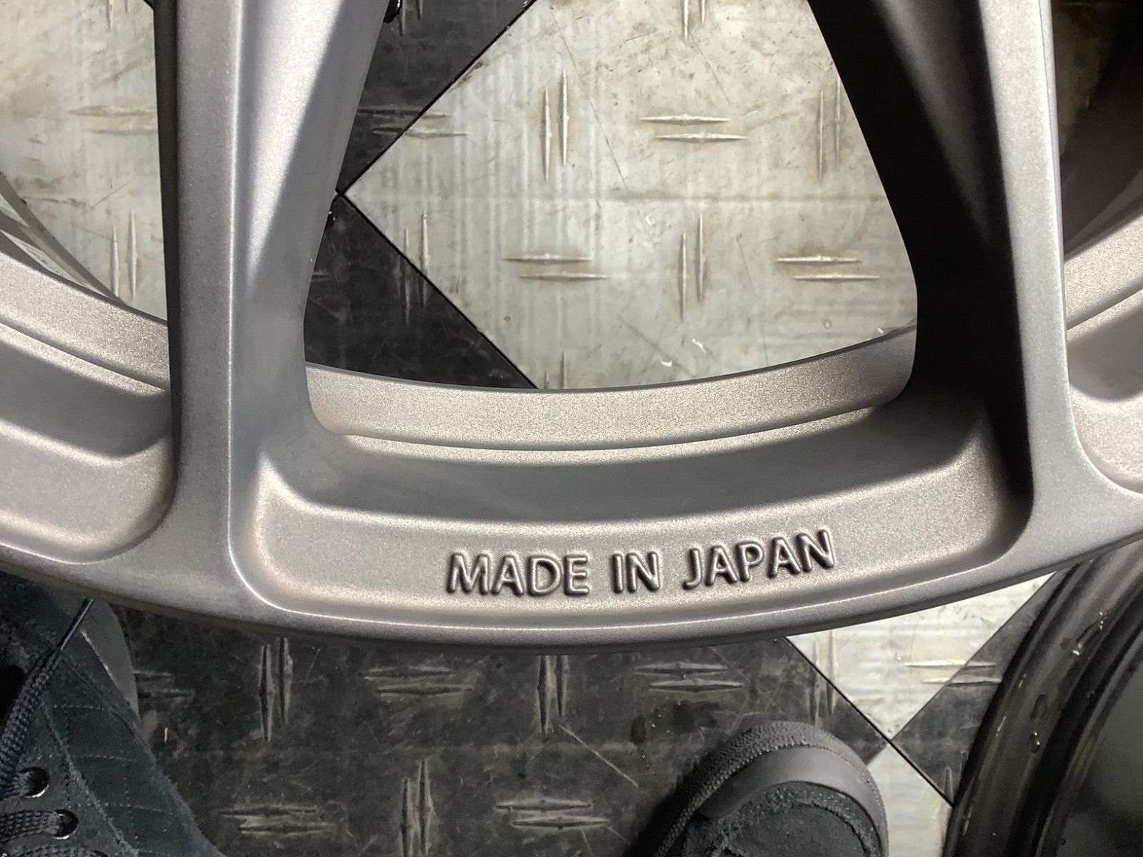 ホイール2本セット