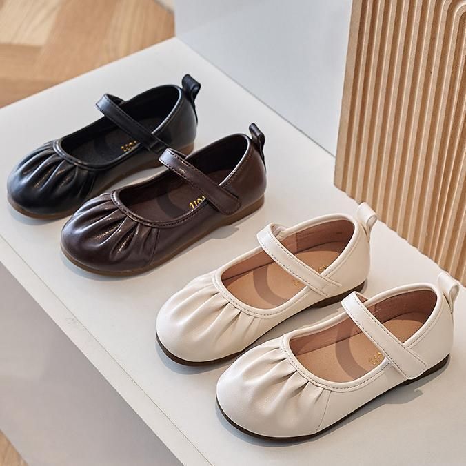 週末値下げ サルヴァトーレフェラガモ ヴァラ パンプス 黄 6 1/2 D 24