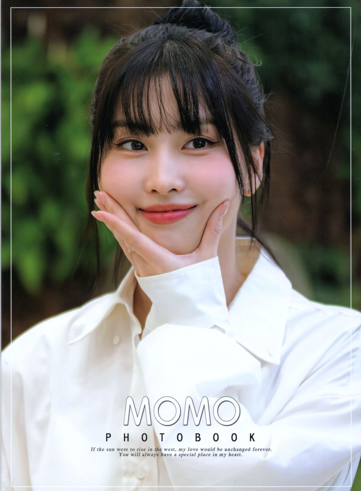 TWICE MOMO モモ グッズ 写真集 Premium Photo Book K-POP