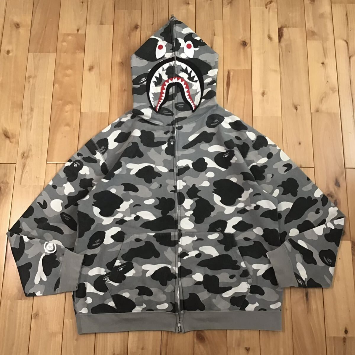 NFS限定 BAPE camo シャーク パーカー Lサイズ shark full zip hoodie a bathing ape エイプ ベイプ アベイシングエイプ 迷彩 NIGO