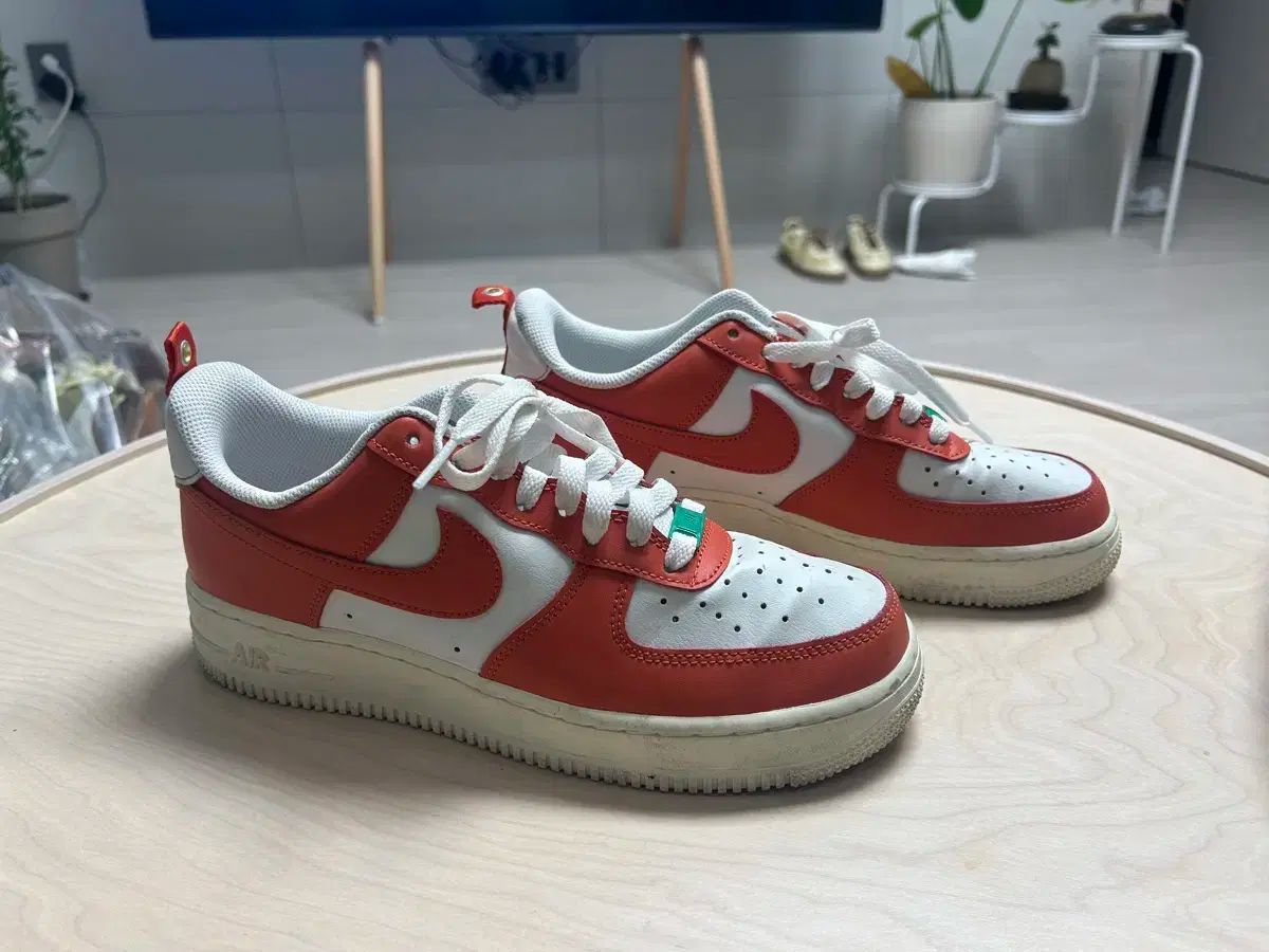 NIKE(ナイキ) フォース ／ 255