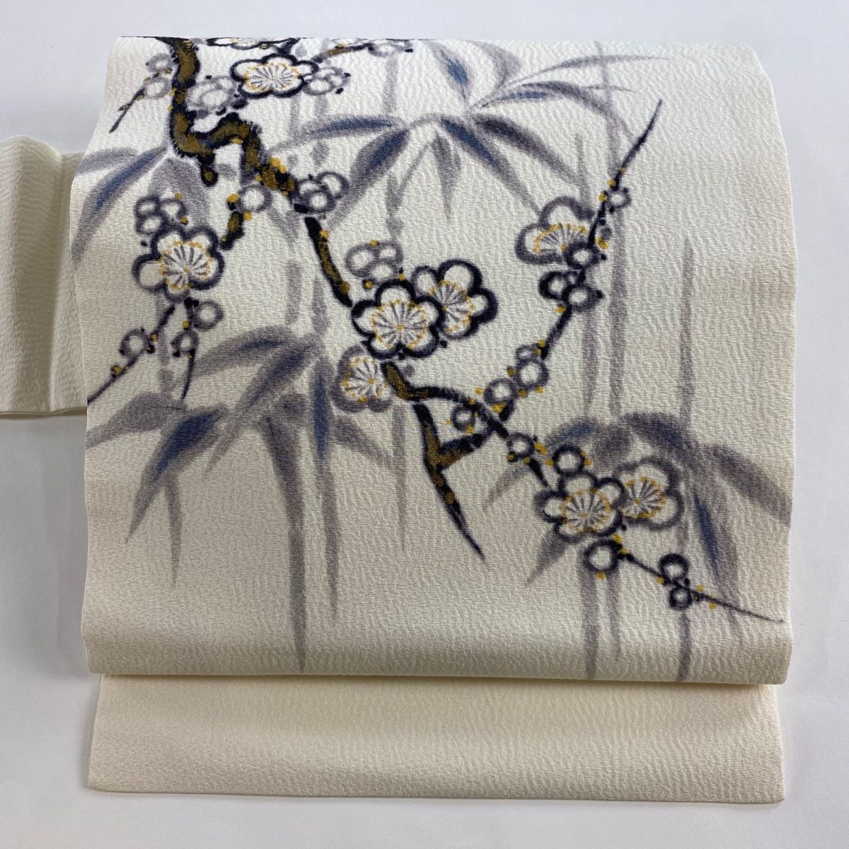 名古屋帯 名品 落款 山科春宣 枝梅 竹 金彩 クリーム 正絹